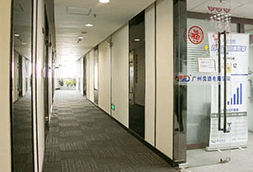 UI設(shè)計(jì)師培訓(xùn)班學(xué)習(xí)環(huán)境