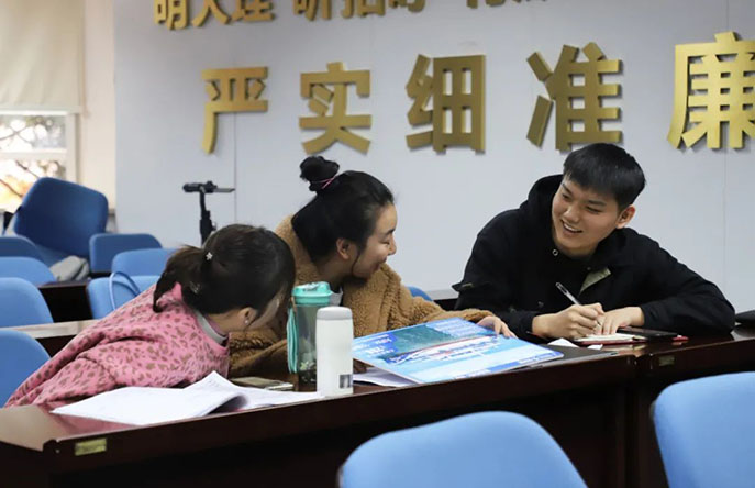 中國(guó)南方航空2020年?duì)I銷(xiāo)創(chuàng)新新主播業(yè)務(wù)技能大賽內(nèi)訓(xùn)班 - 美迪電商教育